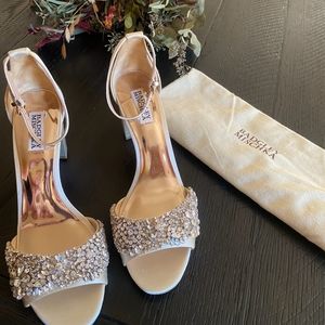 Badgley Mischka Womens Heel (Ivory, Size 9.5)